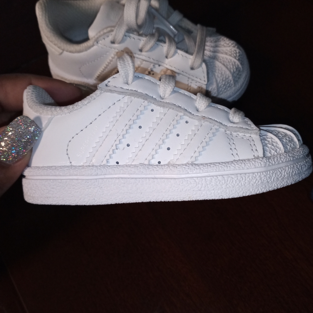 (Sold on Mercari) 4k Brand new Adidas